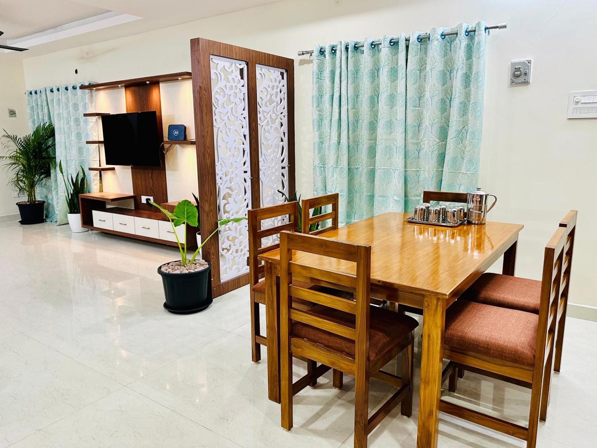 Truelife - 3Bhk Ac Apartments For Large Family - Best Location - Direct Flyover To Alipiri Gate - Walk To Ps4 Veg Restaurant - Modular Kitchen - Super Fast Wifi - Android Tv - 250 Jio Channels - Easy Access To All Temples - Top Service With Lots Of L Tirupati Exterior foto
