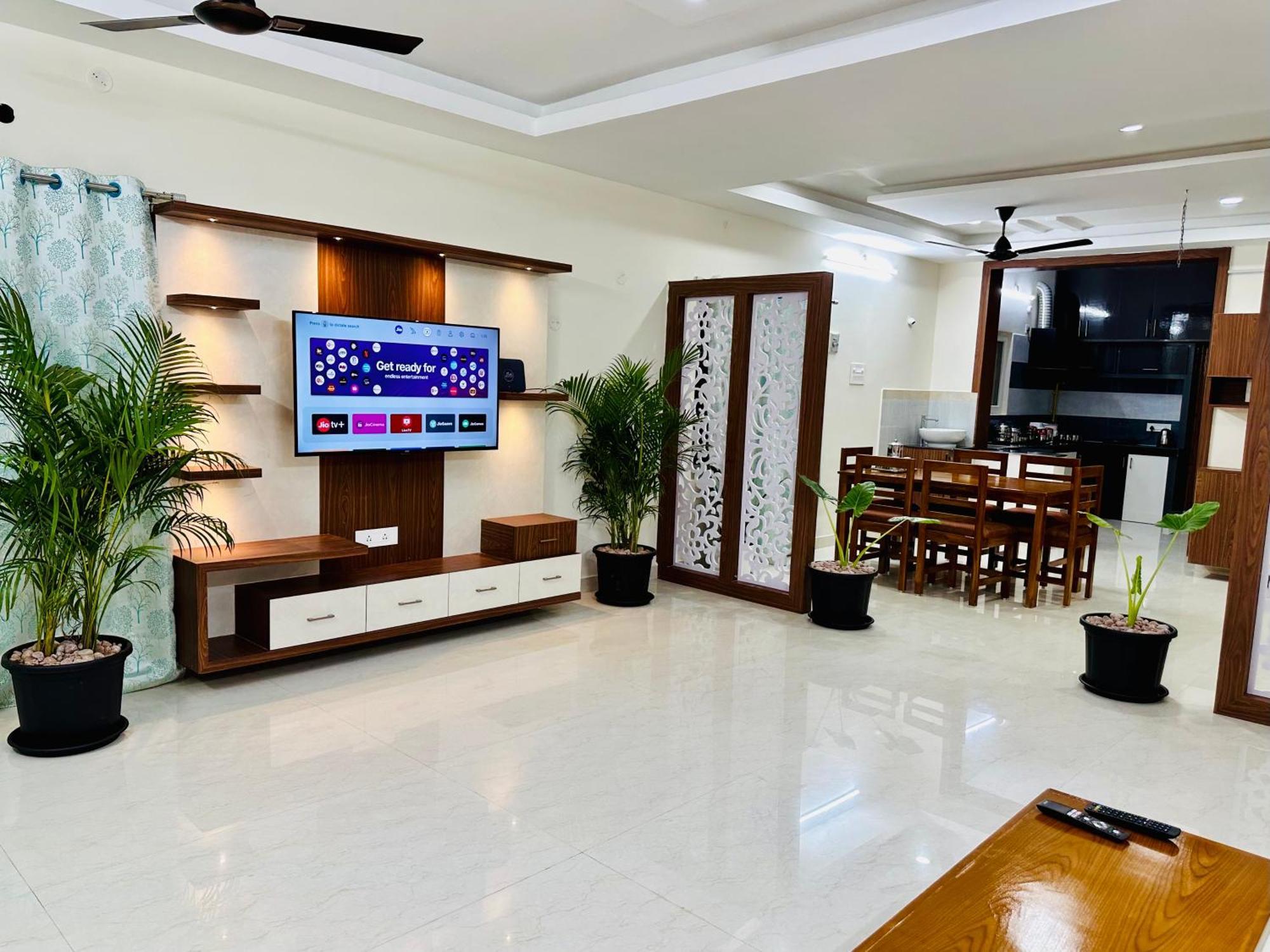 Truelife - 3Bhk Ac Apartments For Large Family - Best Location - Direct Flyover To Alipiri Gate - Walk To Ps4 Veg Restaurant - Modular Kitchen - Super Fast Wifi - Android Tv - 250 Jio Channels - Easy Access To All Temples - Top Service With Lots Of L Tirupati Exterior foto