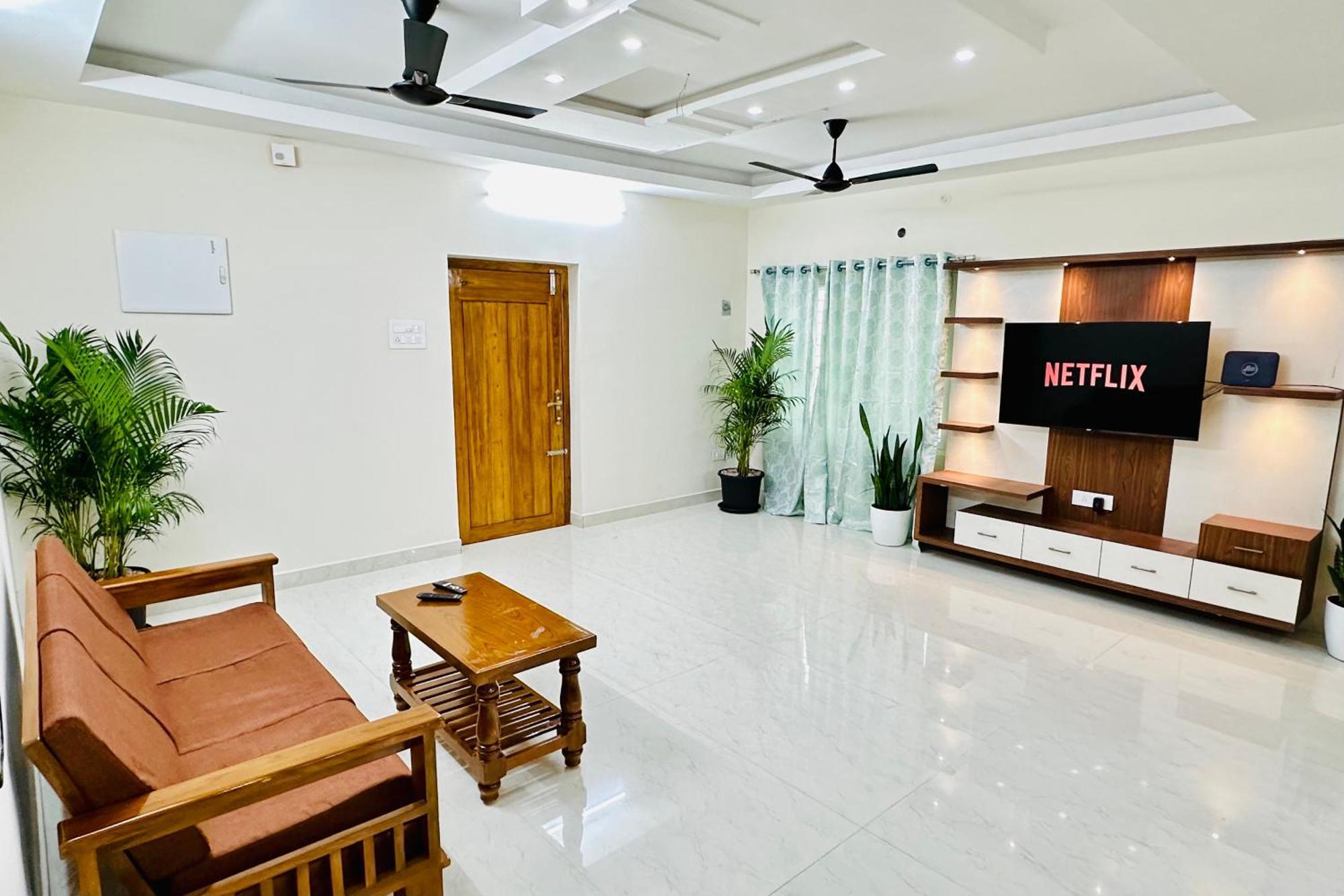 Truelife - 3Bhk Ac Apartments For Large Family - Best Location - Direct Flyover To Alipiri Gate - Walk To Ps4 Veg Restaurant - Modular Kitchen - Super Fast Wifi - Android Tv - 250 Jio Channels - Easy Access To All Temples - Top Service With Lots Of L Tirupati Exterior foto