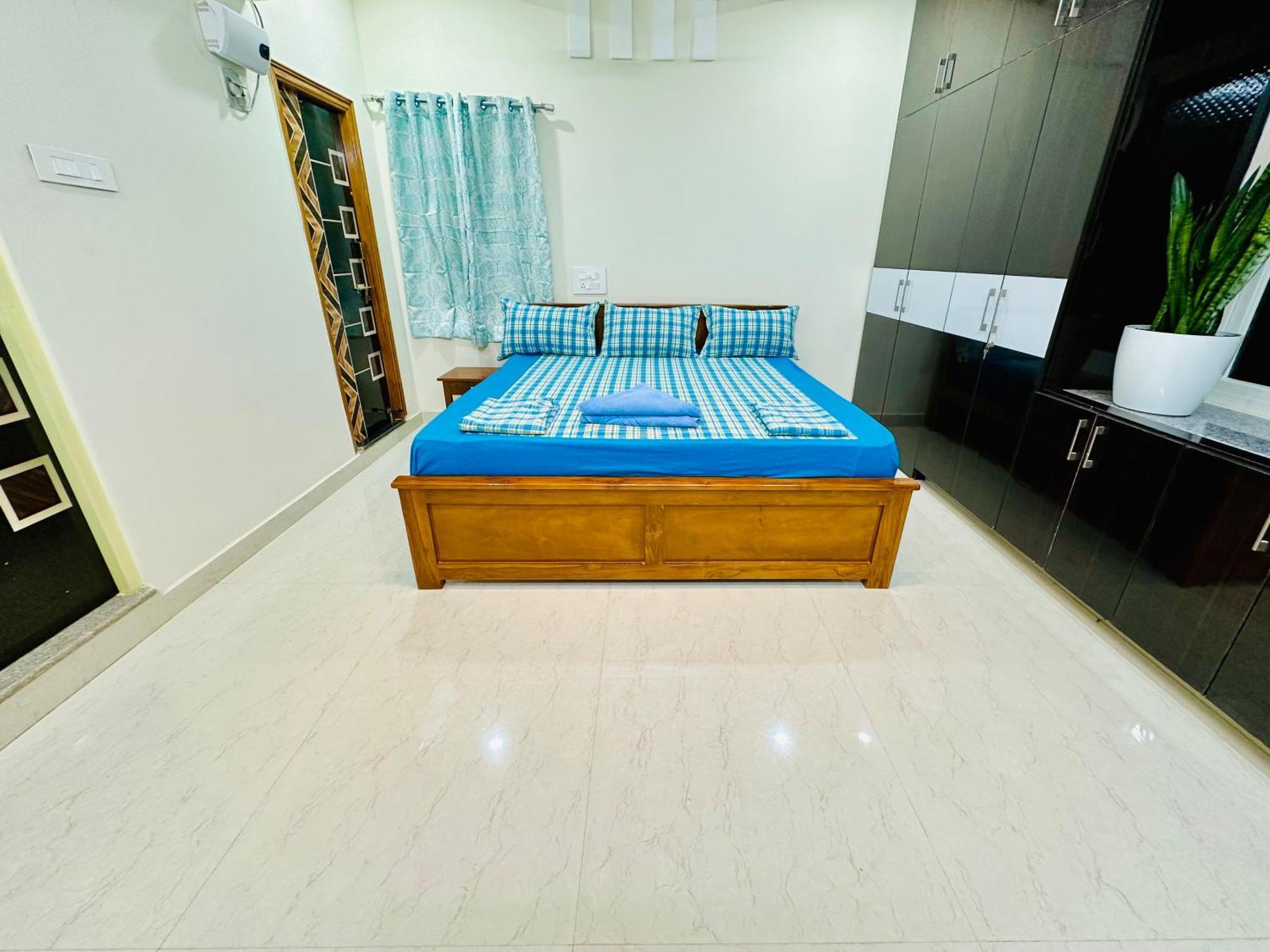 Truelife - 3Bhk Ac Apartments For Large Family - Best Location - Direct Flyover To Alipiri Gate - Walk To Ps4 Veg Restaurant - Modular Kitchen - Super Fast Wifi - Android Tv - 250 Jio Channels - Easy Access To All Temples - Top Service With Lots Of L Tirupati Exterior foto